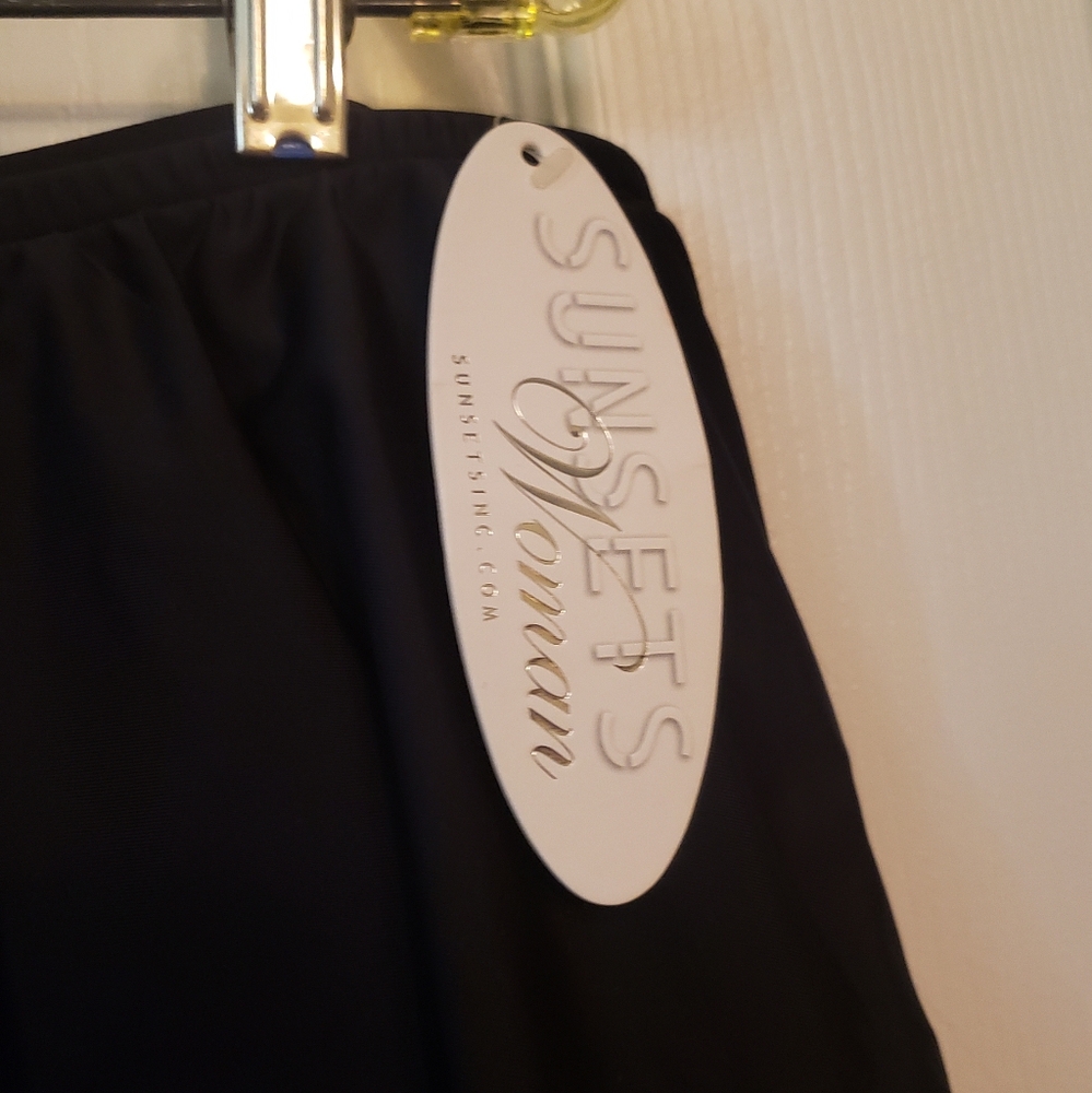 Sunsets Separates Black Skirted Bathing Suit Bottom NWT - Picture 3 of 9